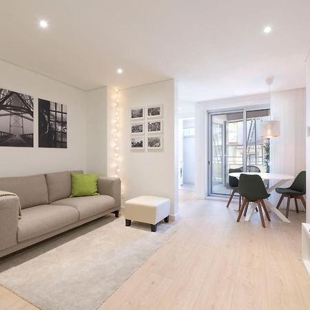 Heart Of D. Pedro Apartments III Порто Екстериор снимка