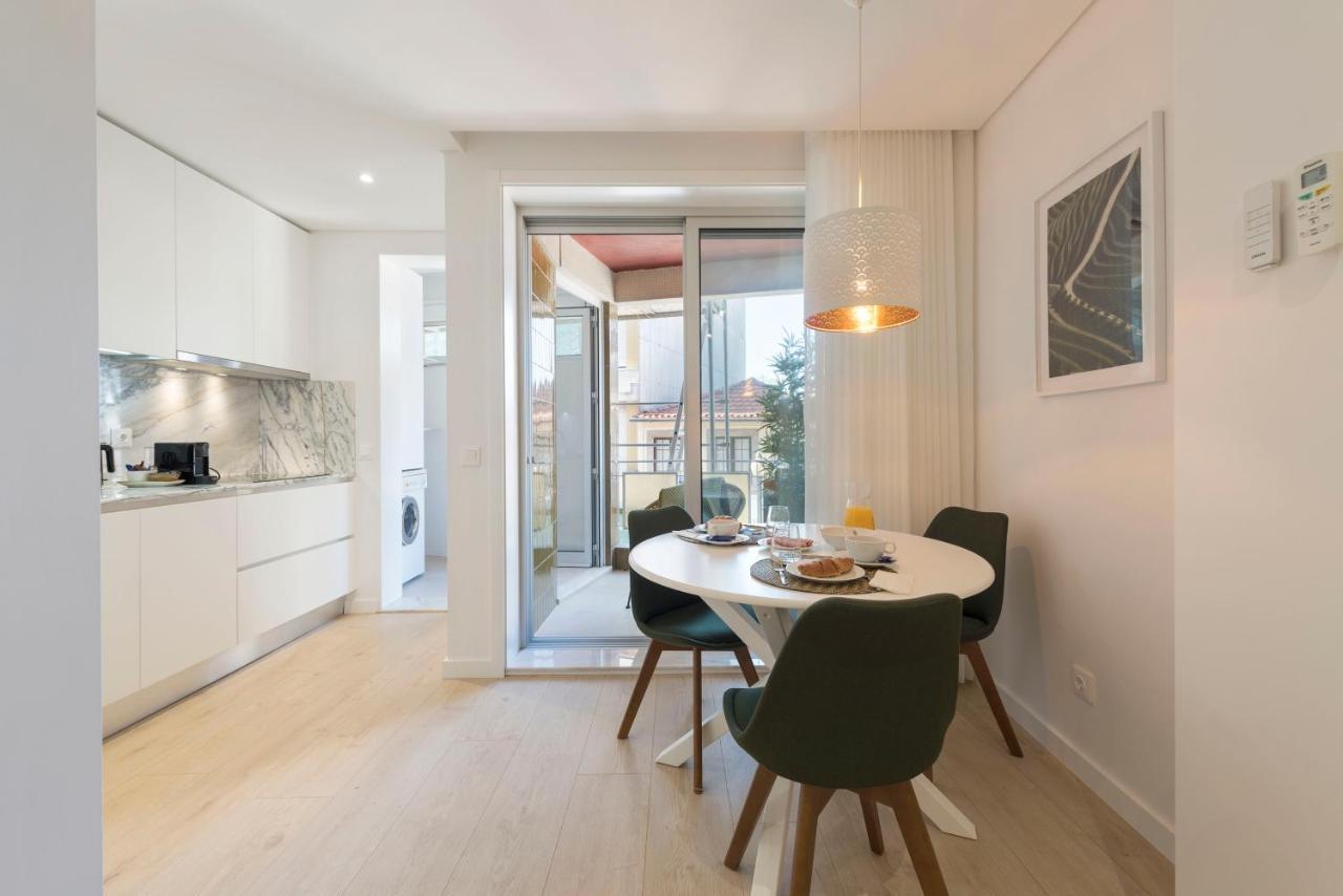 Heart Of D. Pedro Apartments III Порто Екстериор снимка