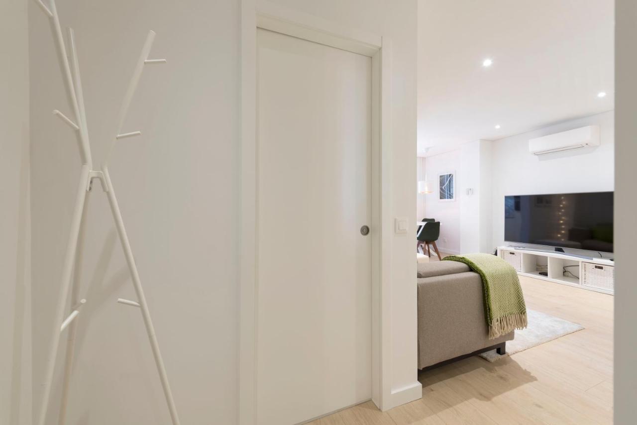 Heart Of D. Pedro Apartments III Порто Екстериор снимка