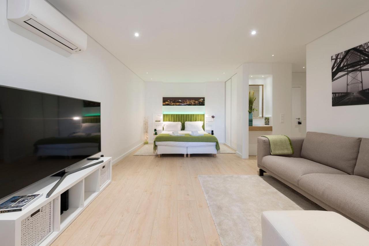 Heart Of D. Pedro Apartments III Порто Екстериор снимка